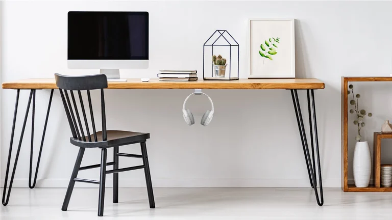 headphone stands