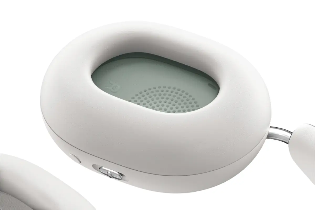 Sonos Ace White 14 Sonos Ace headphones in white on white background