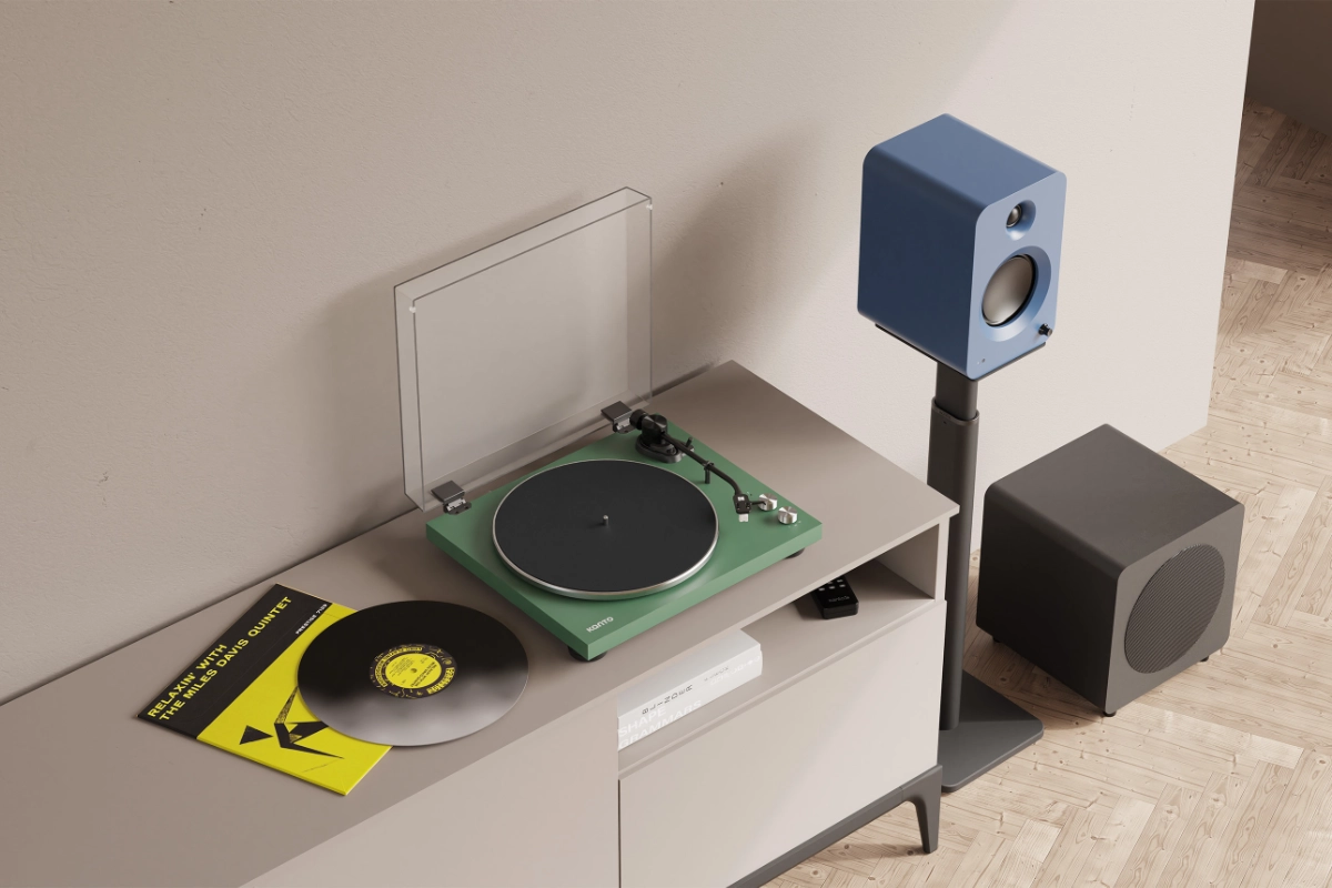 Kanto OBI3 turntable in matte green product photo white background