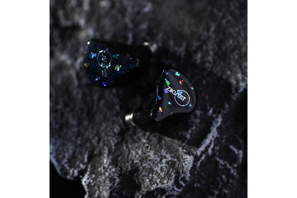 ZiiGaat Doscinco lifestyle product photo