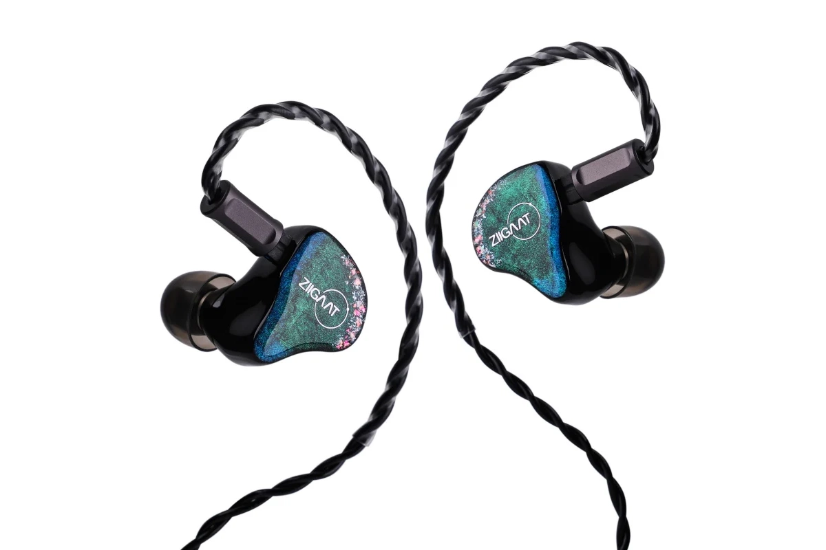 ZiiGaat Luna 4 ZiiGaat Luna Product Photo on white background