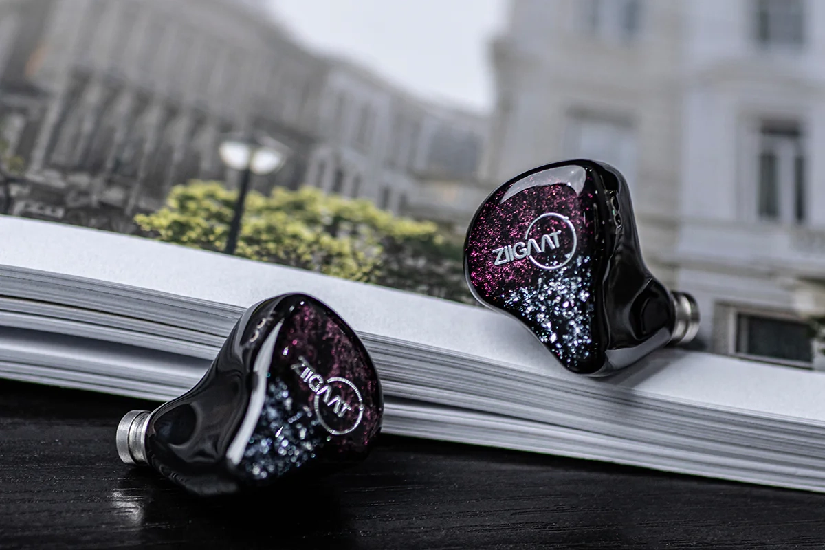 ZiiGaat Odyssey Earbuds IEMs Product Photo